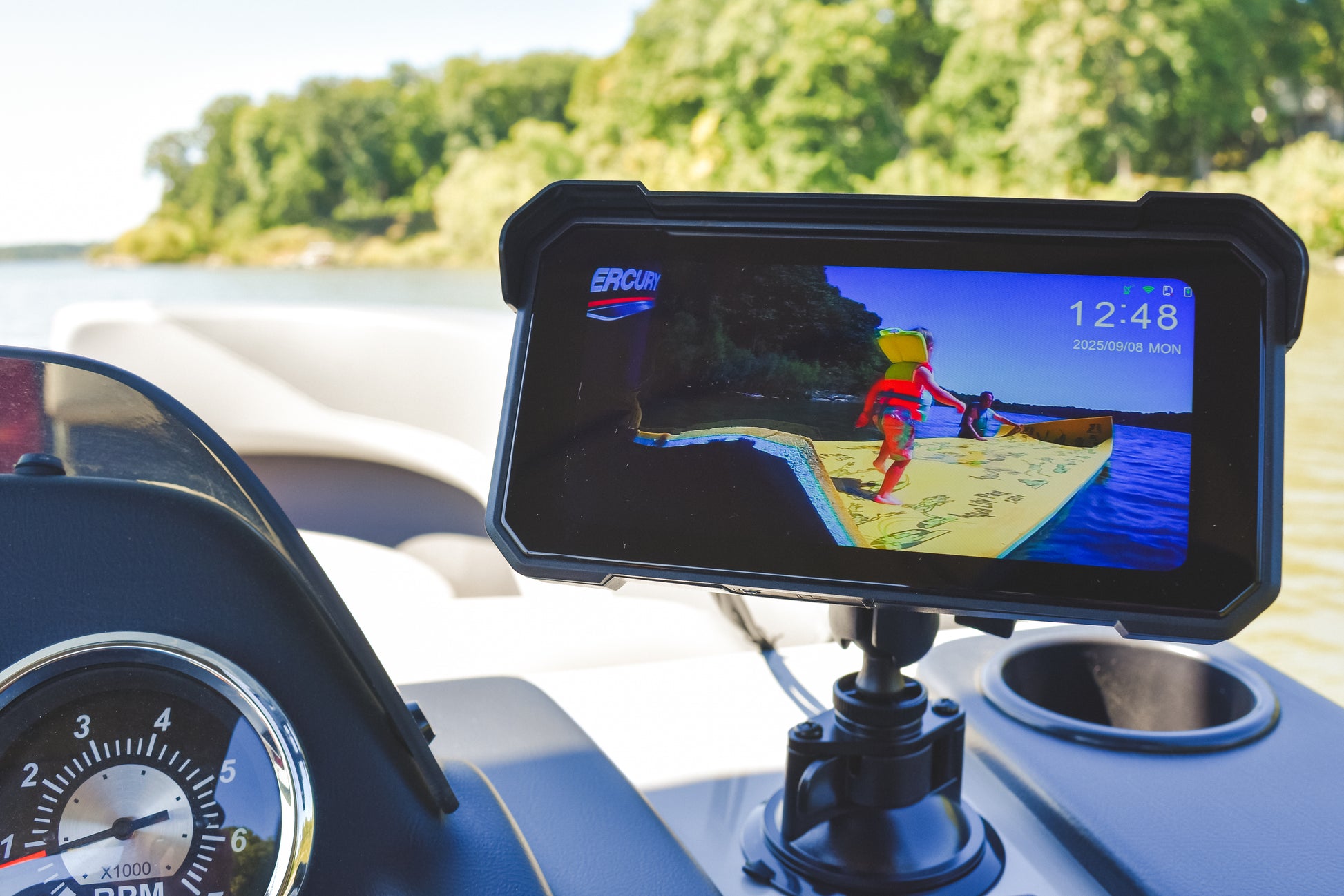 The Captain Boat Camera